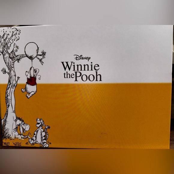 ✅ Super Cute 🥰 Disney Winnie the Pooh 3 Piece Gift Set - NEW - Picture 3 of 3